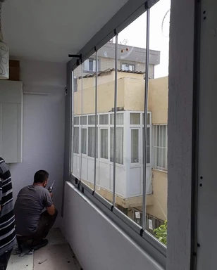 Katlanır ve Sürme Cam Balkon