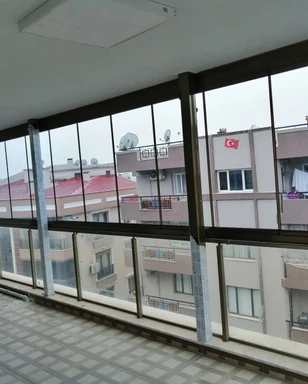 Katlanır ve Sürme Cam Balkon