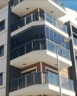 Katlanır ve Sürme Cam Balkon